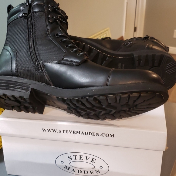 Steve Madden Men's Hudson Combat Boot - Picture 5 of 6